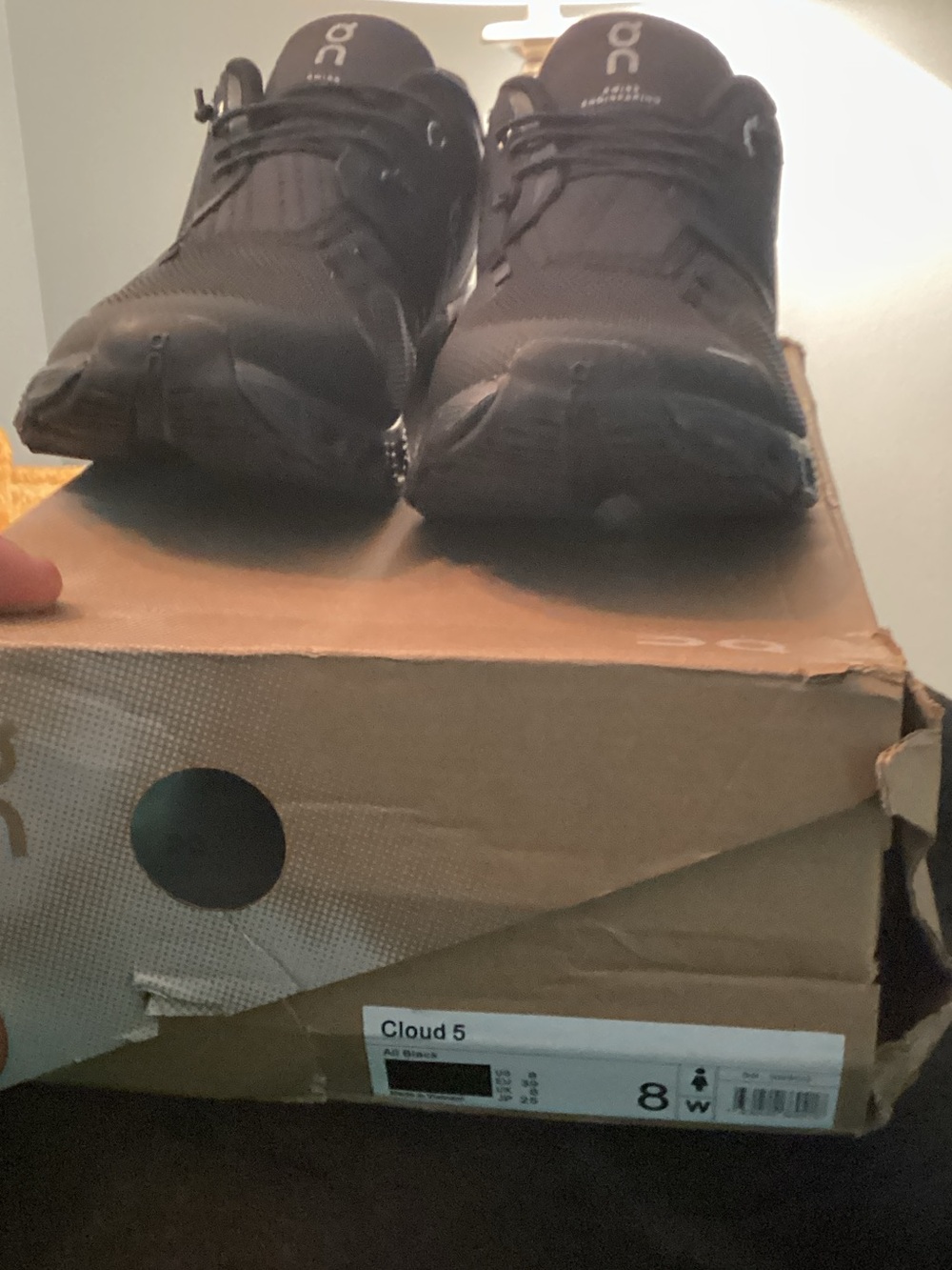 On Running Women Cloud 5 Sneakers - Black